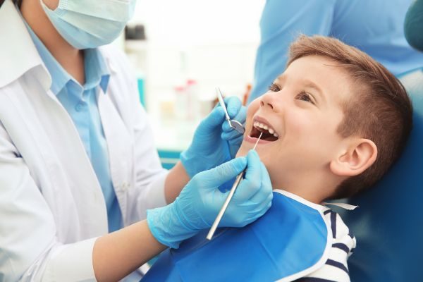 niño-dentista